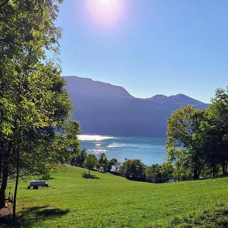 L'Alpage, Vue Lac Brison-Saint-Innocent Exterior photo
